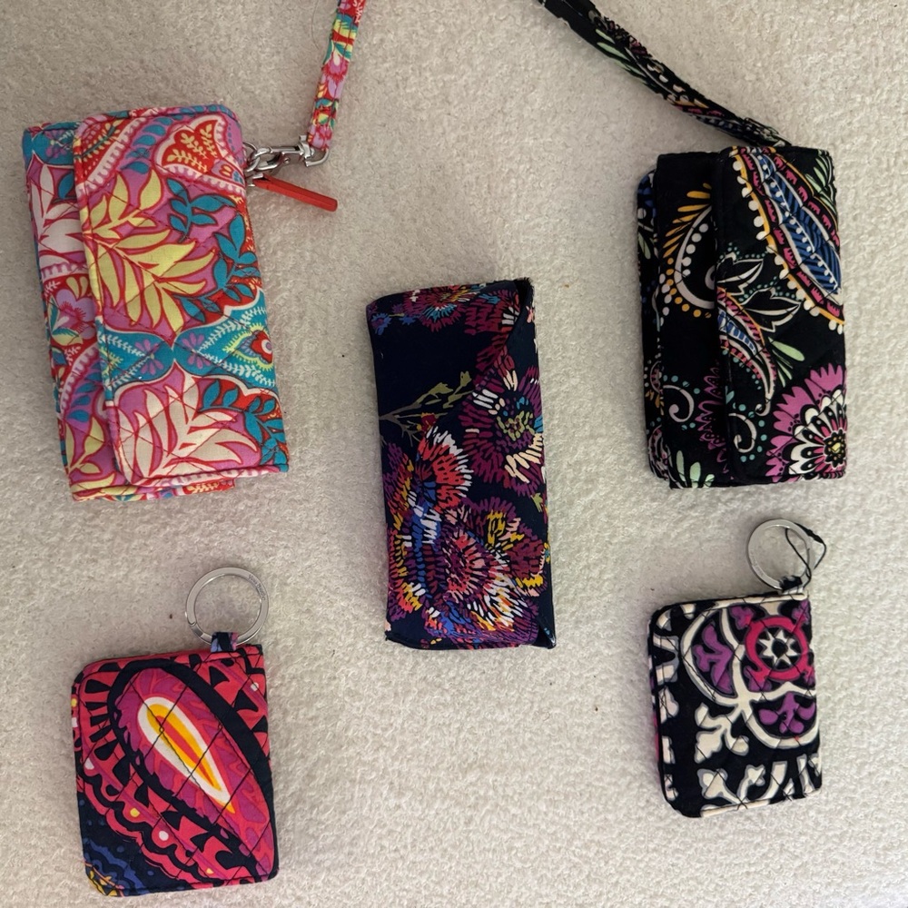 Vera Bradley Multicolor Patterned Wallet and Keychain Set